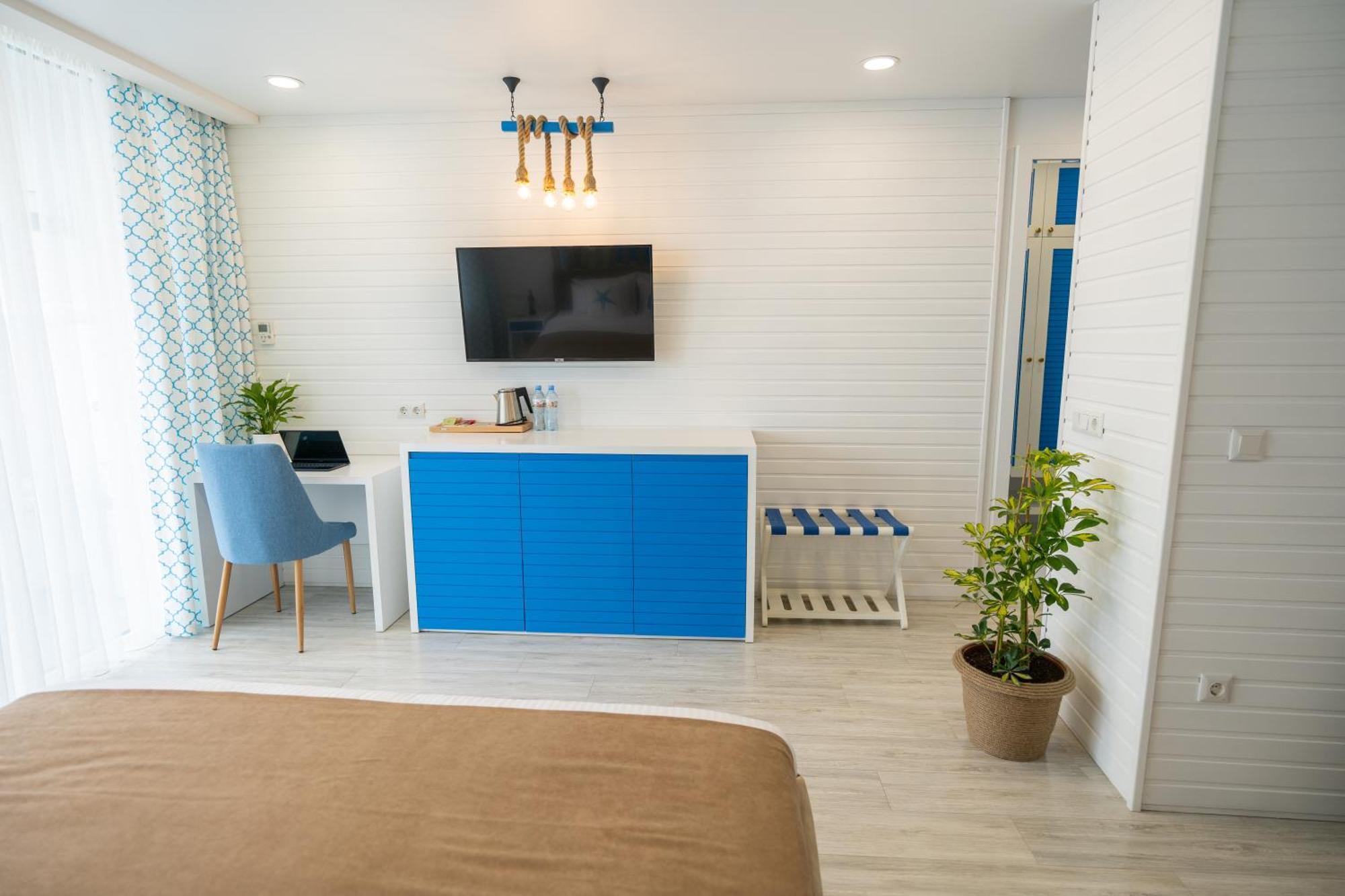 באטומי Seagull Beachfront Boutique Hotel מראה חיצוני תמונה