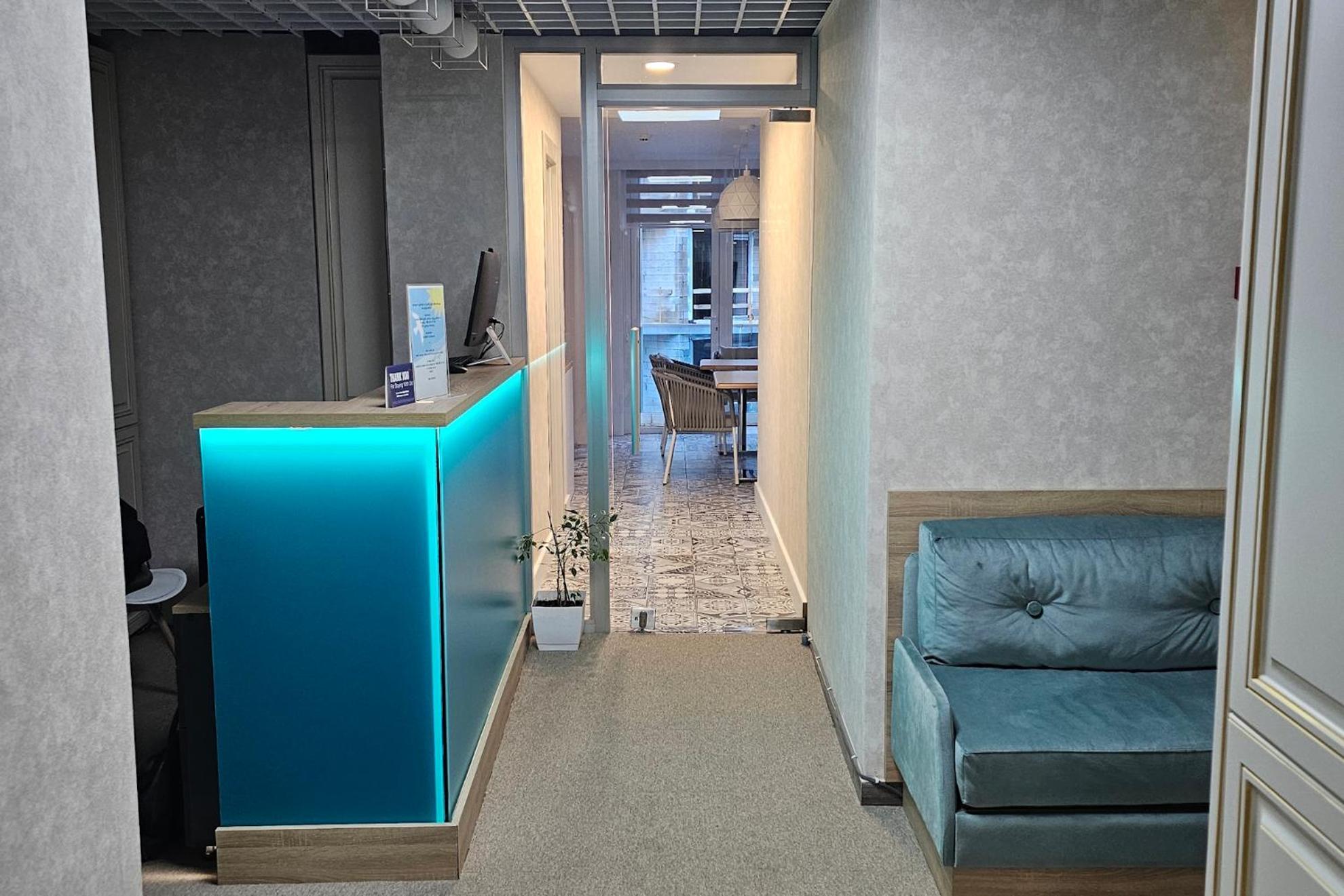באטומי Seagull Beachfront Boutique Hotel מראה חיצוני תמונה